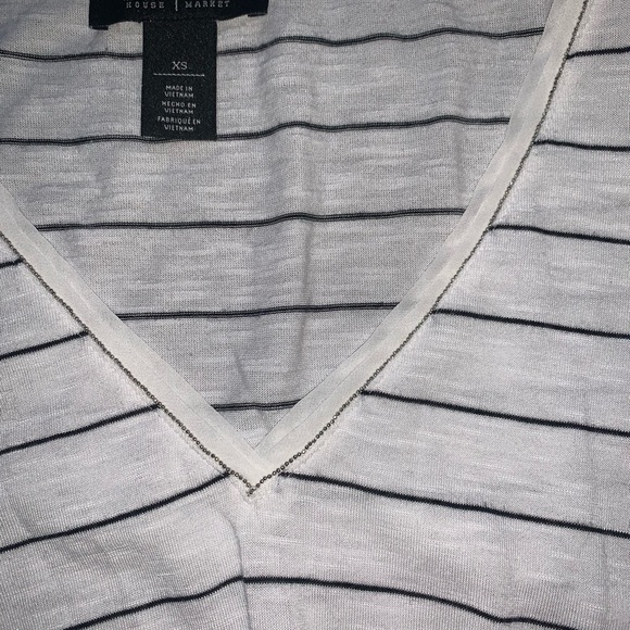 T-shirt - Picture 2 of 2